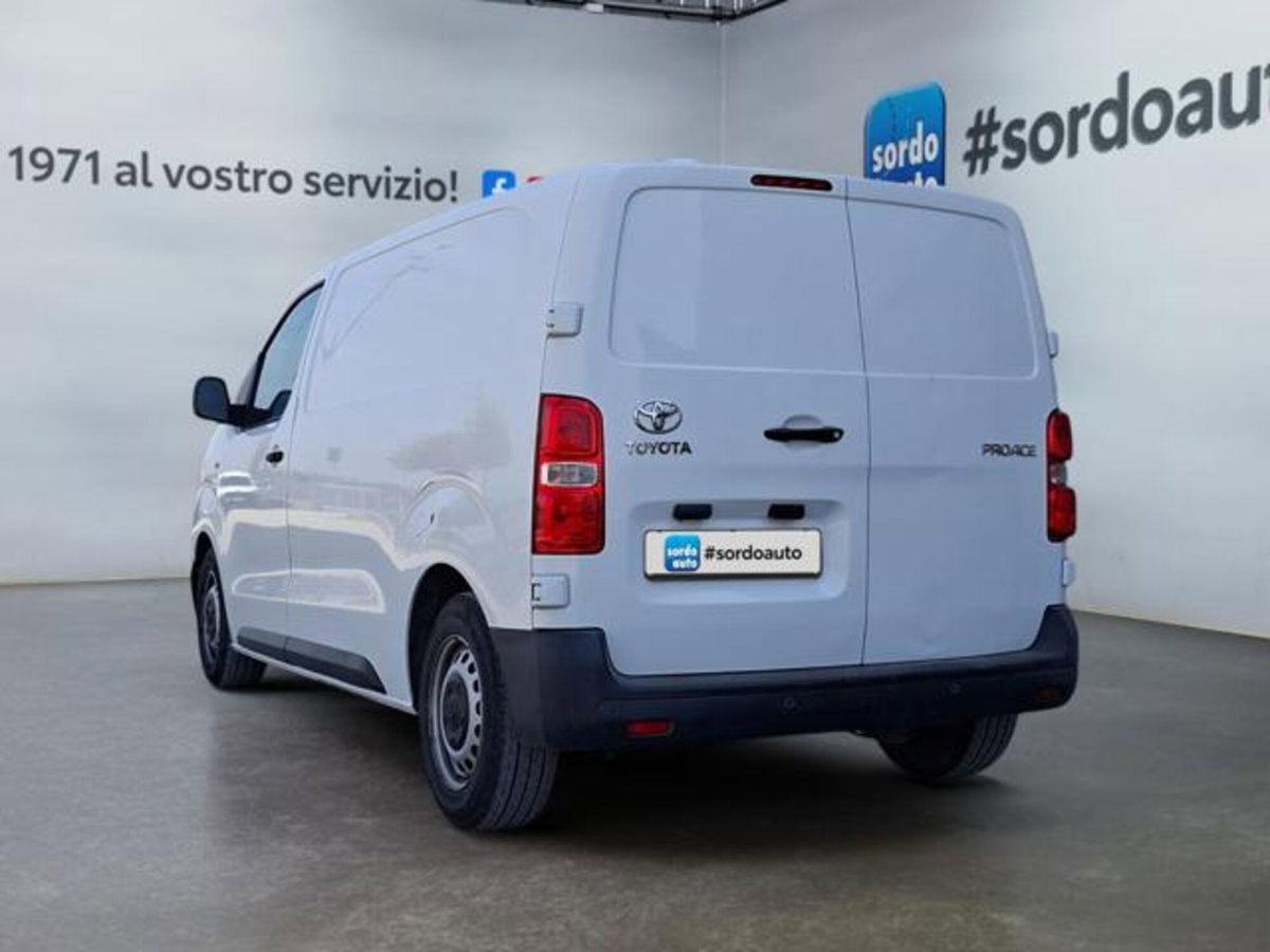 Toyota Proace 1.5D 120CV S&S PL-TN Furgone Medium 5p.10q Active (6)