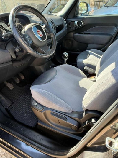 Fiat 500L Living 1.6 Multijet 105 CV Lounge (10)
