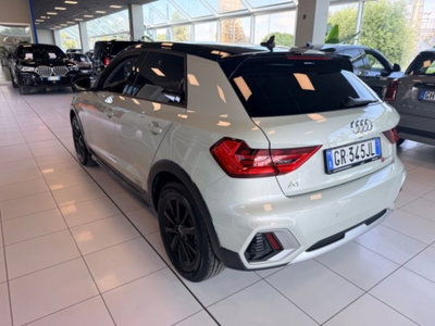 Audi A1 allstreet allstreet 30 TFSI S tronic Identity Contrast (2)