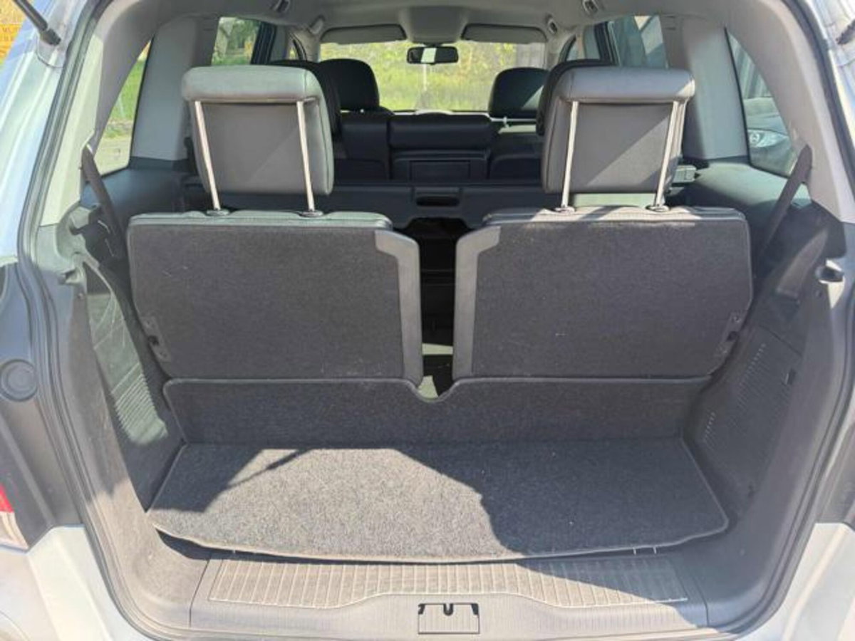 Opel Zafira 1.8 16V GPL-TECH Cosmo (9)