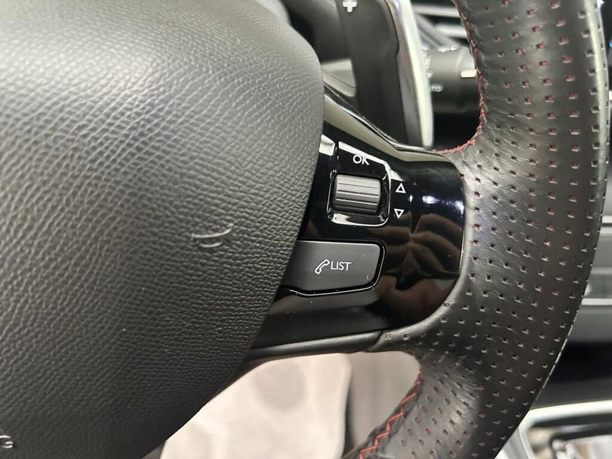 Peugeot 308 BlueHDi 130 S&S EAT8 GT Line (14)