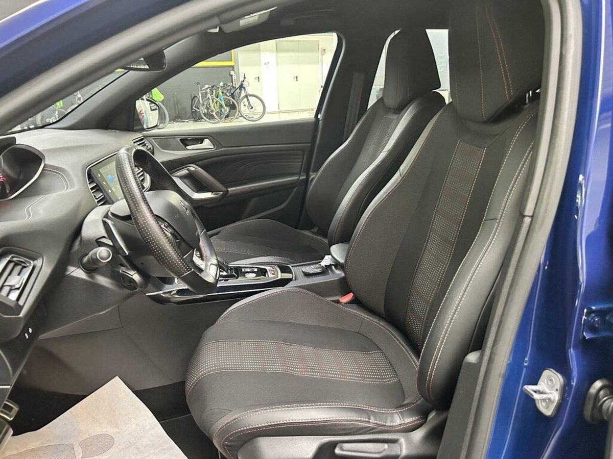 Peugeot 308 BlueHDi 130 S&S EAT8 GT Line (8)