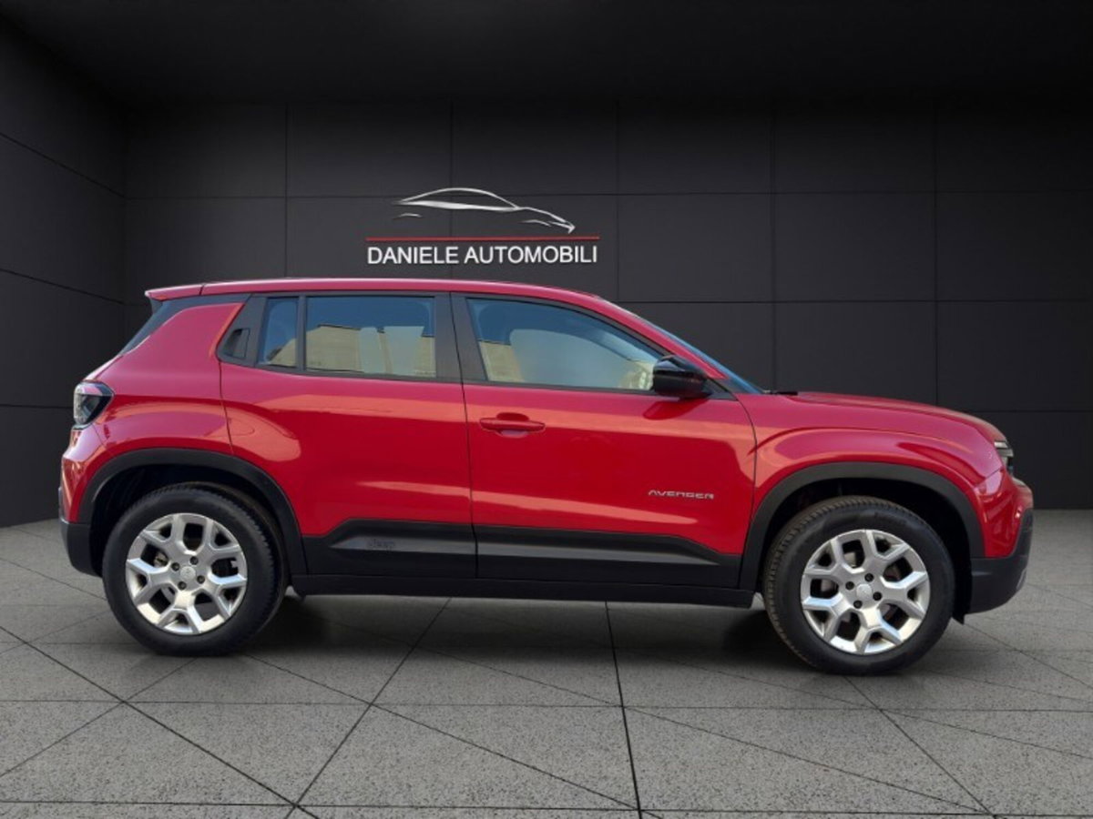 Jeep Avenger 1.2 turbo Altitude fwd 100cv (8)