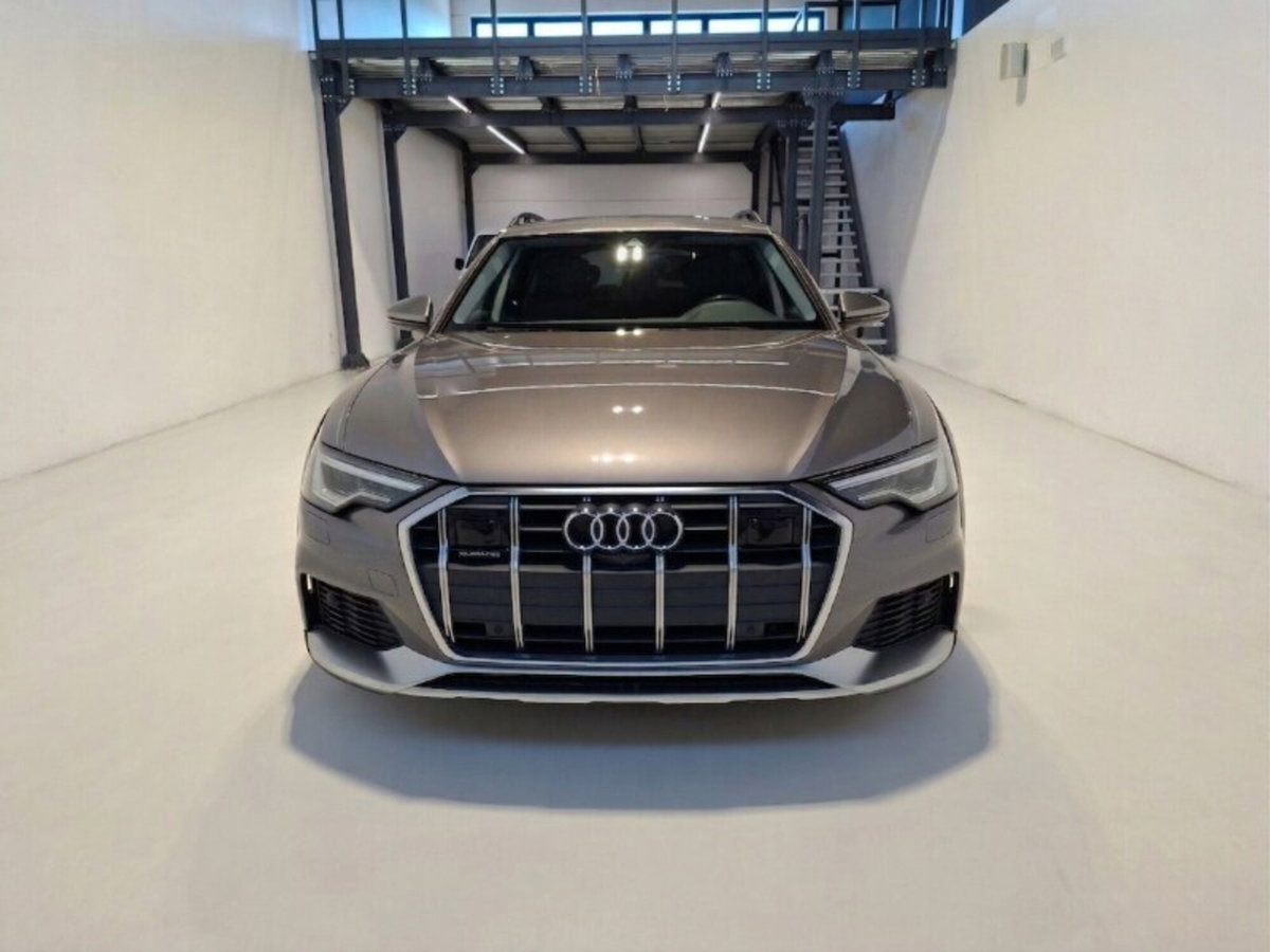 Audi A6 Allroad 45 TDI 3.0 quattro S tronic Evolution (2)