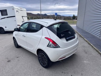 Lancia Ypsilon 1.0 FireFly 5 porte S&S Hybrid Ecochic Gold (7)