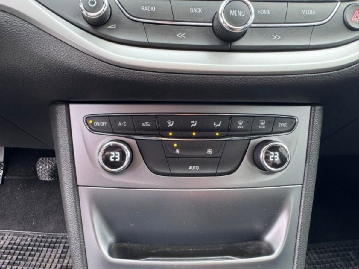 Opel Astra Station Wagon 1.6 BiTurbo CDTi Start&Stop Sports Dynamic (13)