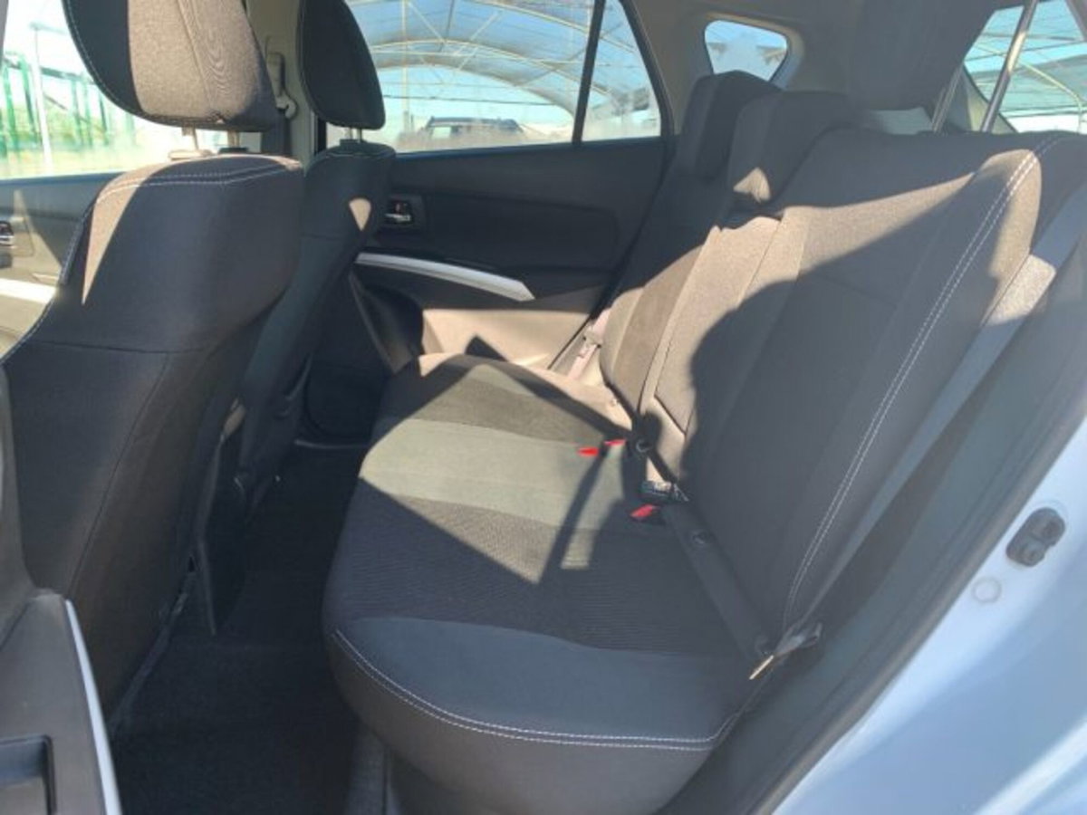 Suzuki S-Cross 1.6 DDiS 4WD All Grip Top (10)