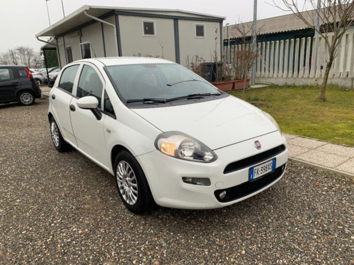 Fiat Punto 1.3 MJT II S&S 95 CV 5 porte Street (3)