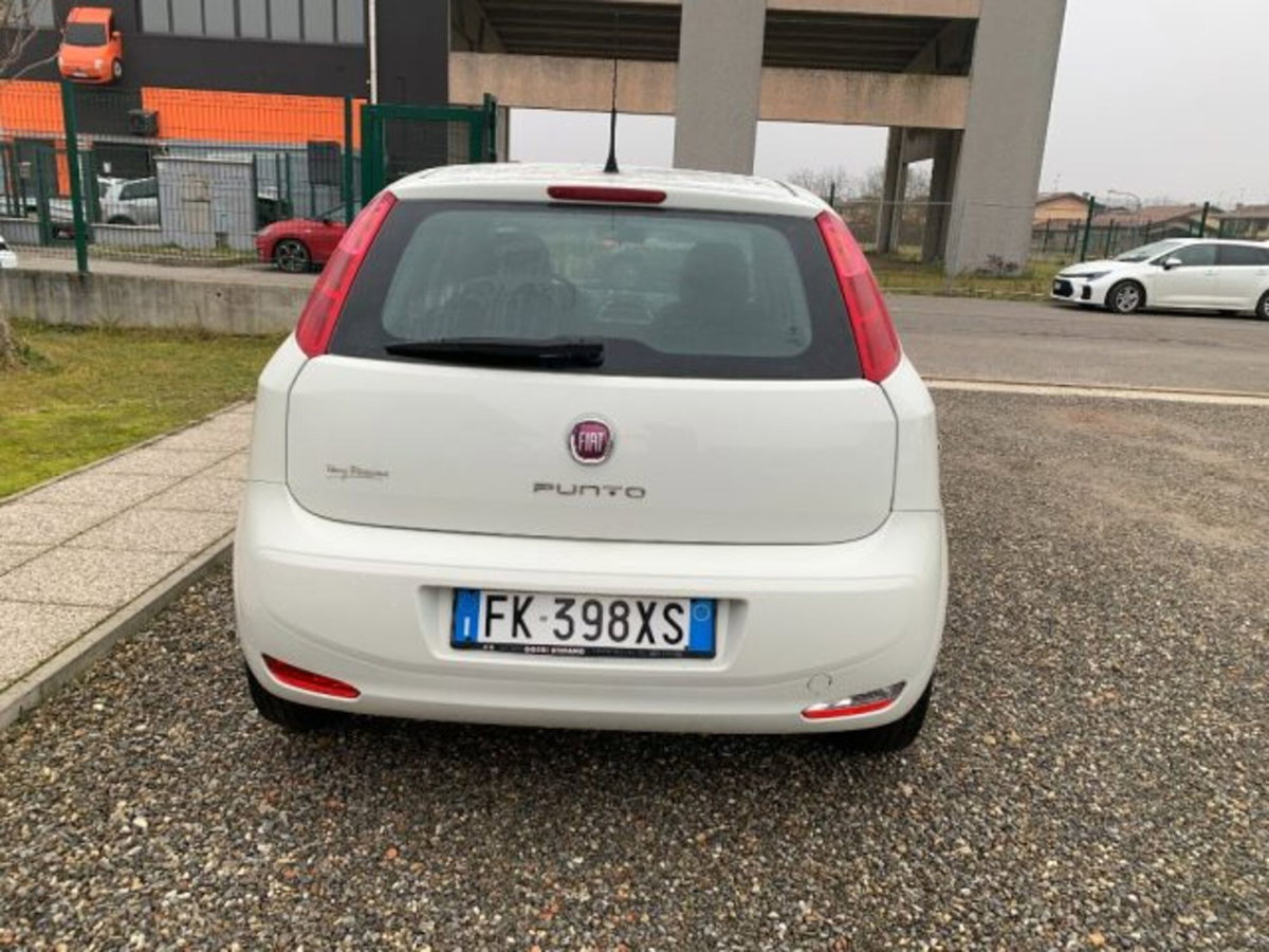 Fiat Punto 1.3 MJT II S&S 95 CV 5 porte Street (6)