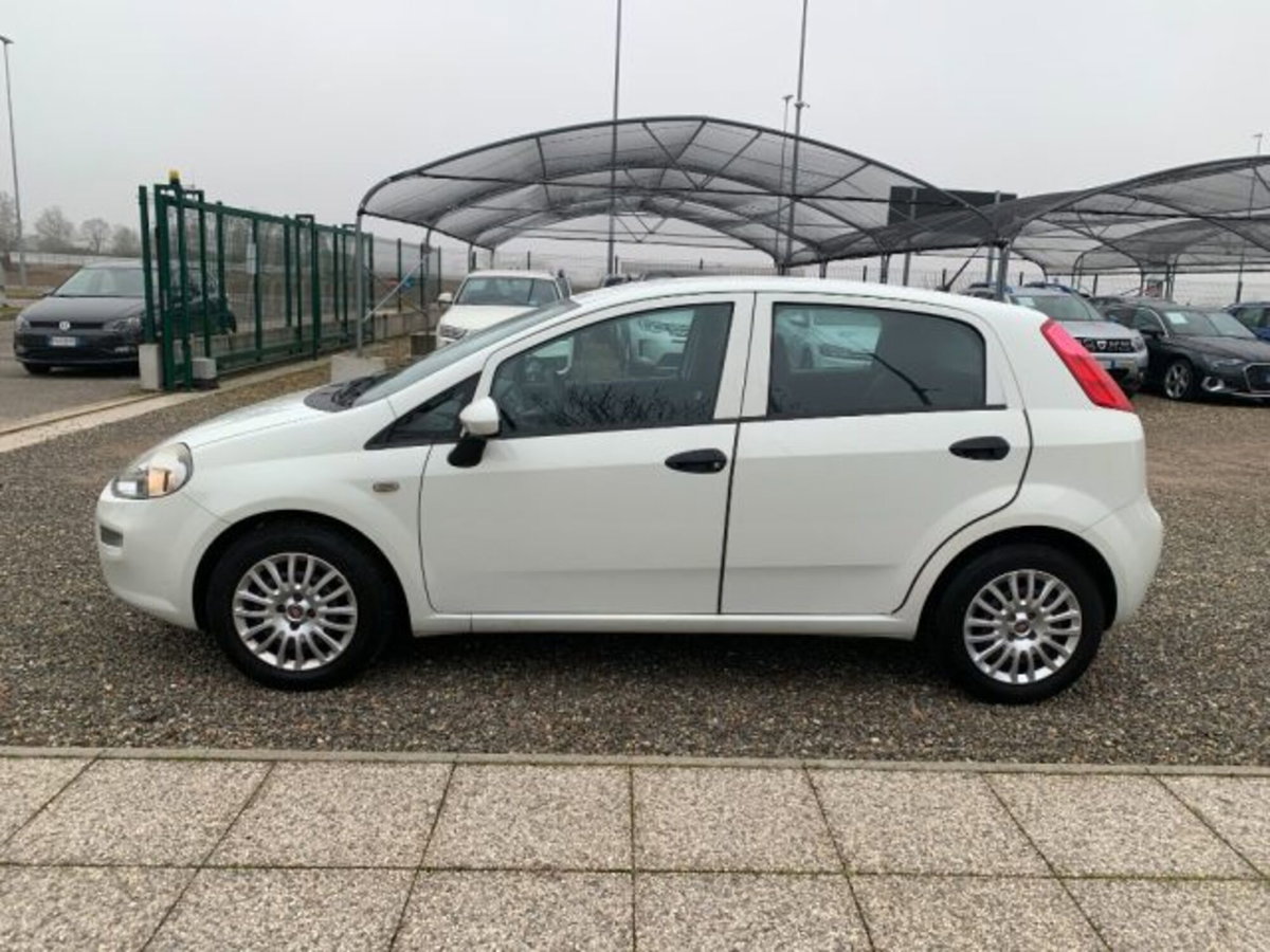 Fiat Punto 1.3 MJT II S&S 95 CV 5 porte Street (8)