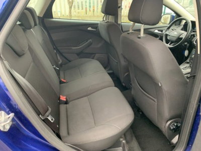 Ford Focus Station Wagon 1.5 TDCi 120 CV Start&Stop Powershift SW Business (11)