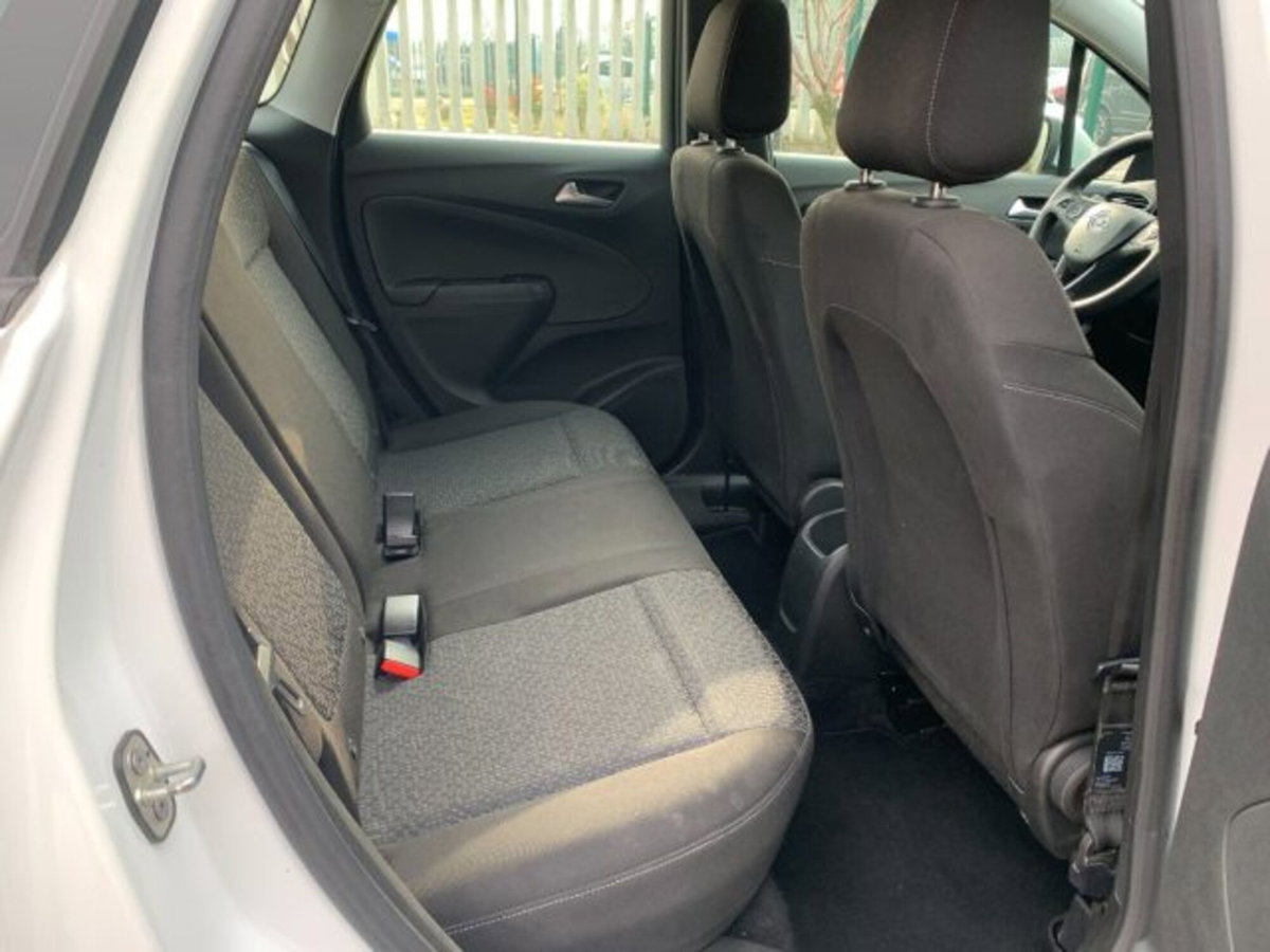 Opel Crossland X 1.2 12V Innovation (11)