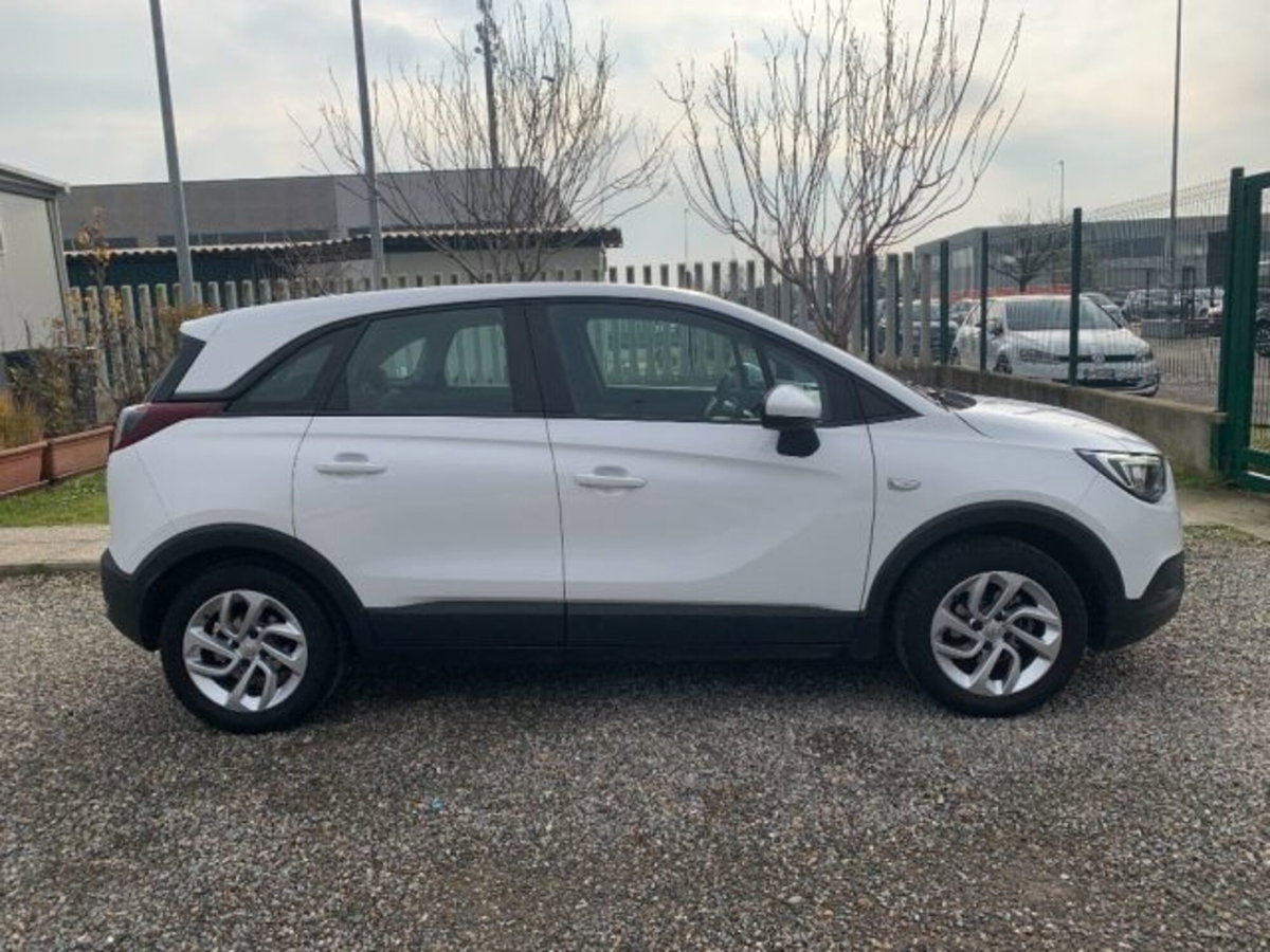 Opel Crossland X 1.2 12V Innovation (4)