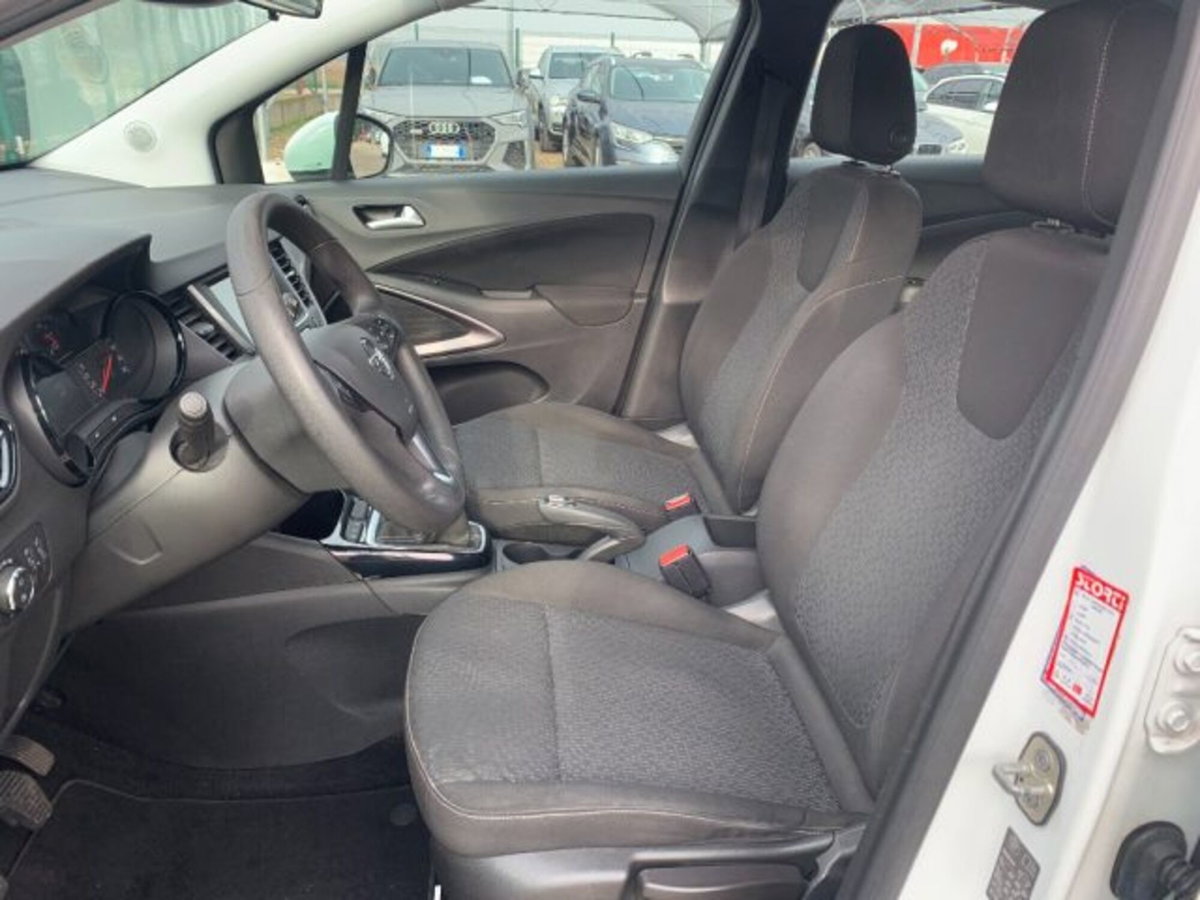 Opel Crossland X 1.2 12V Innovation (9)