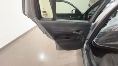 Jeep Avenger 1.2 turbo Summit fwd 100cv (17)