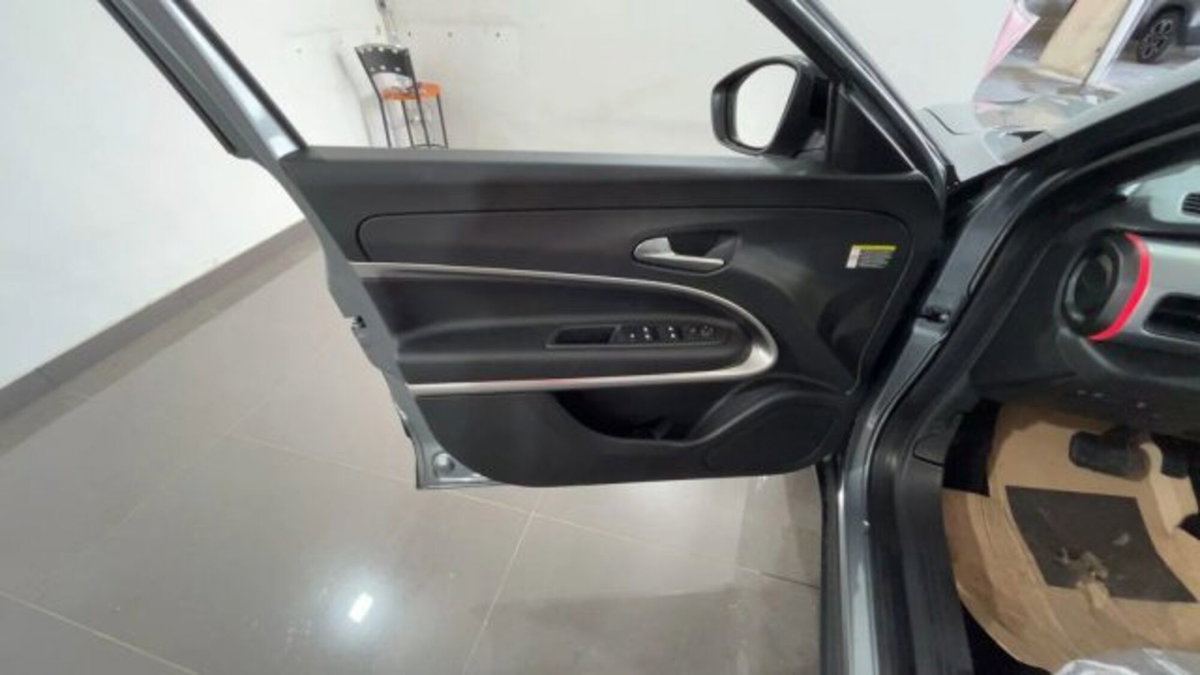 Jeep Avenger 1.2 turbo Summit fwd 100cv (8)