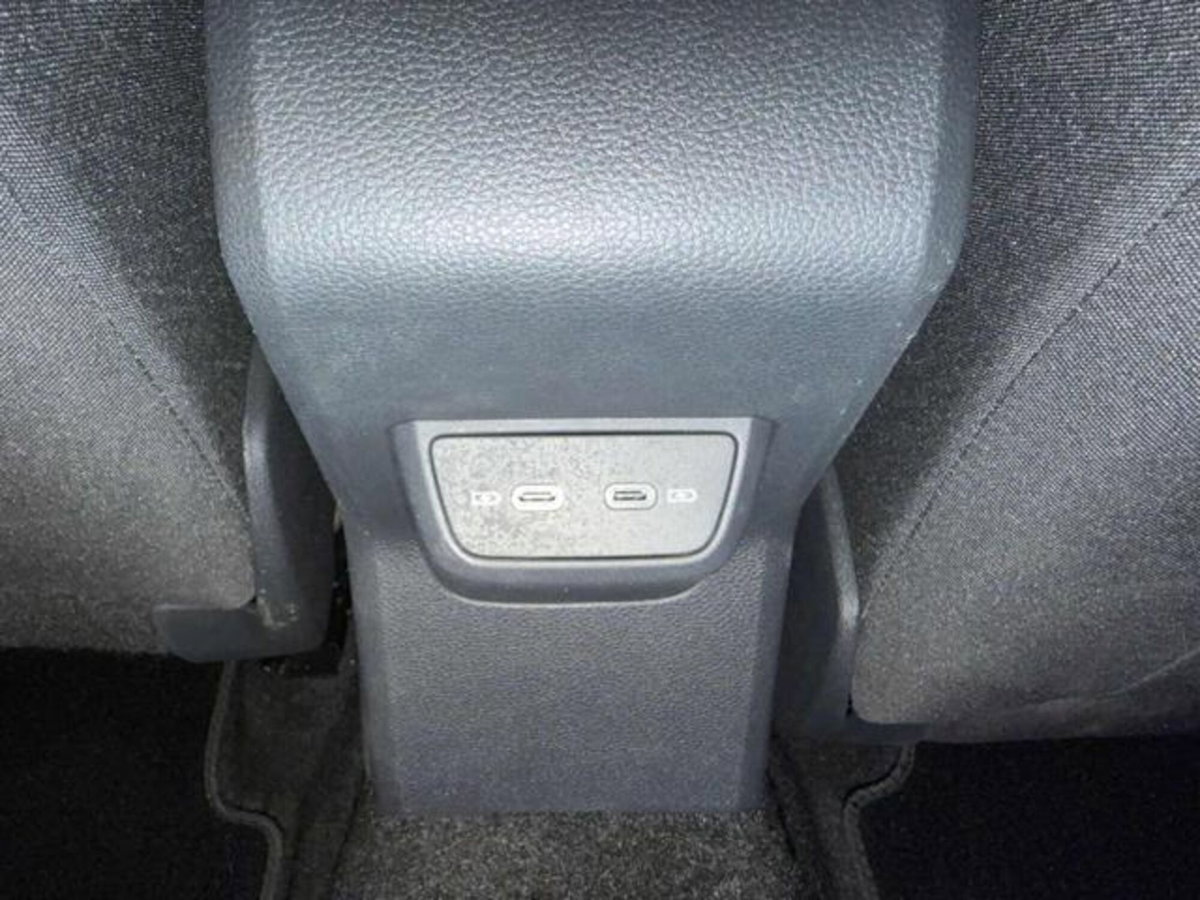Volkswagen Polo 1.0 tsi Life 95cv dsg (12)