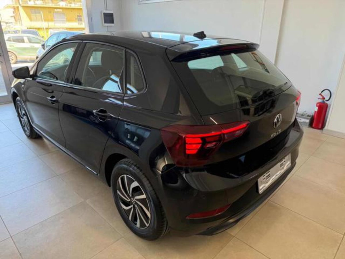 Volkswagen Polo 1.0 tsi Life 95cv dsg (6)