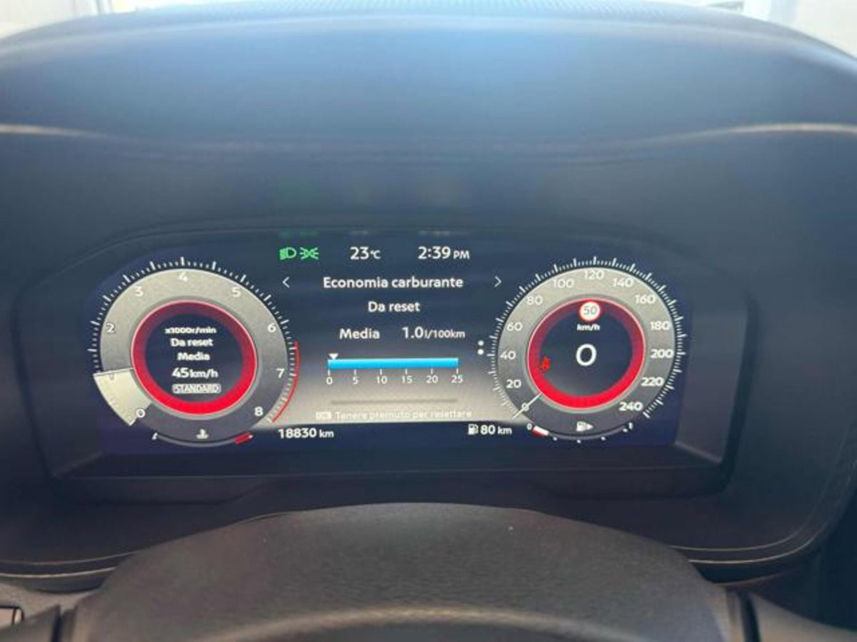 Nissan Juke 1.0 dig-t N-Connecta 114cv (15)