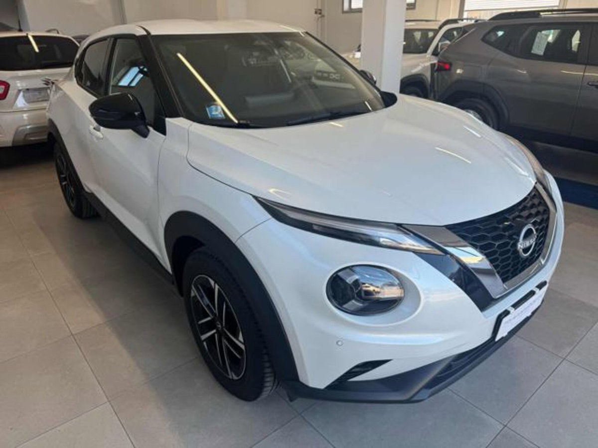 Nissan Juke 1.0 dig-t N-Connecta 114cv (2)