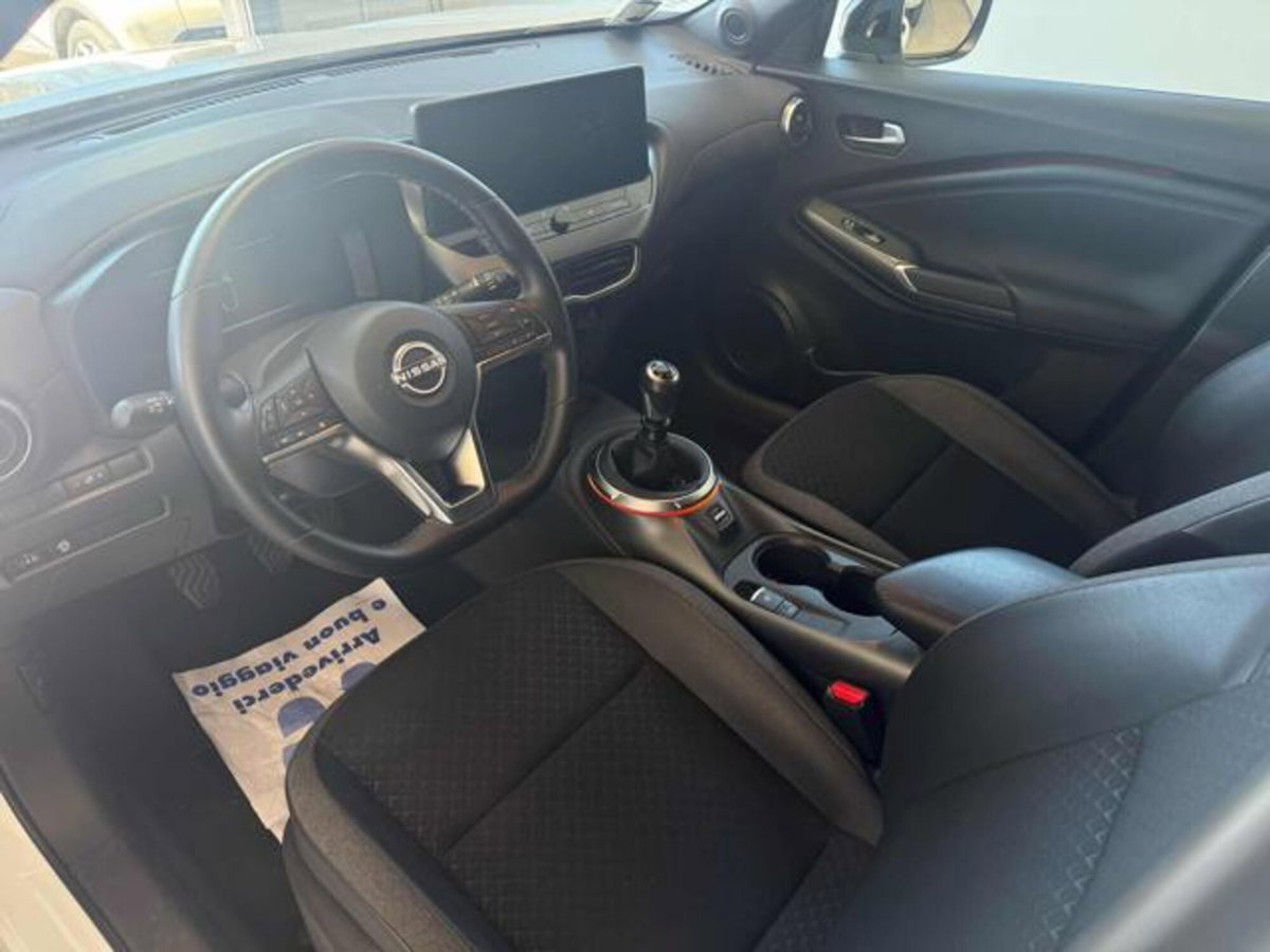 Nissan Juke 1.0 dig-t N-Connecta 114cv (9)