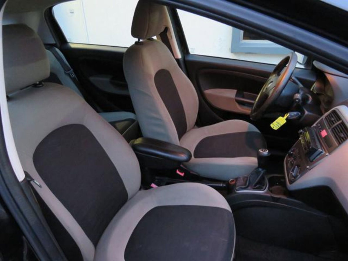 Fiat Grande Punto 1.3 MJT 75 CV 5 porte S&S Actual (16)