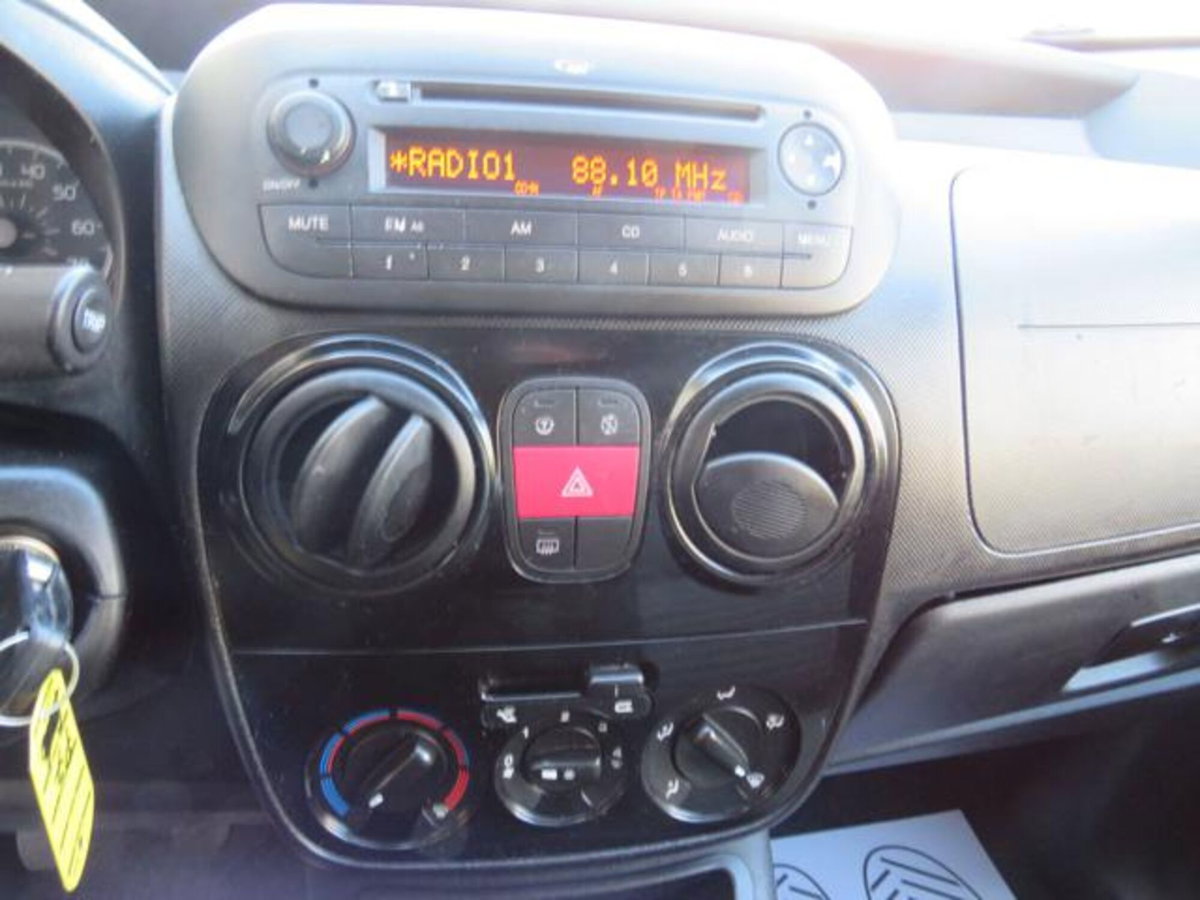 Fiat Qubo 1.3 MJT 75 CV Trekking (17)