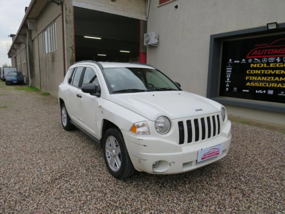 Jeep Compass 2.0 Turbodiesel Sport (3)