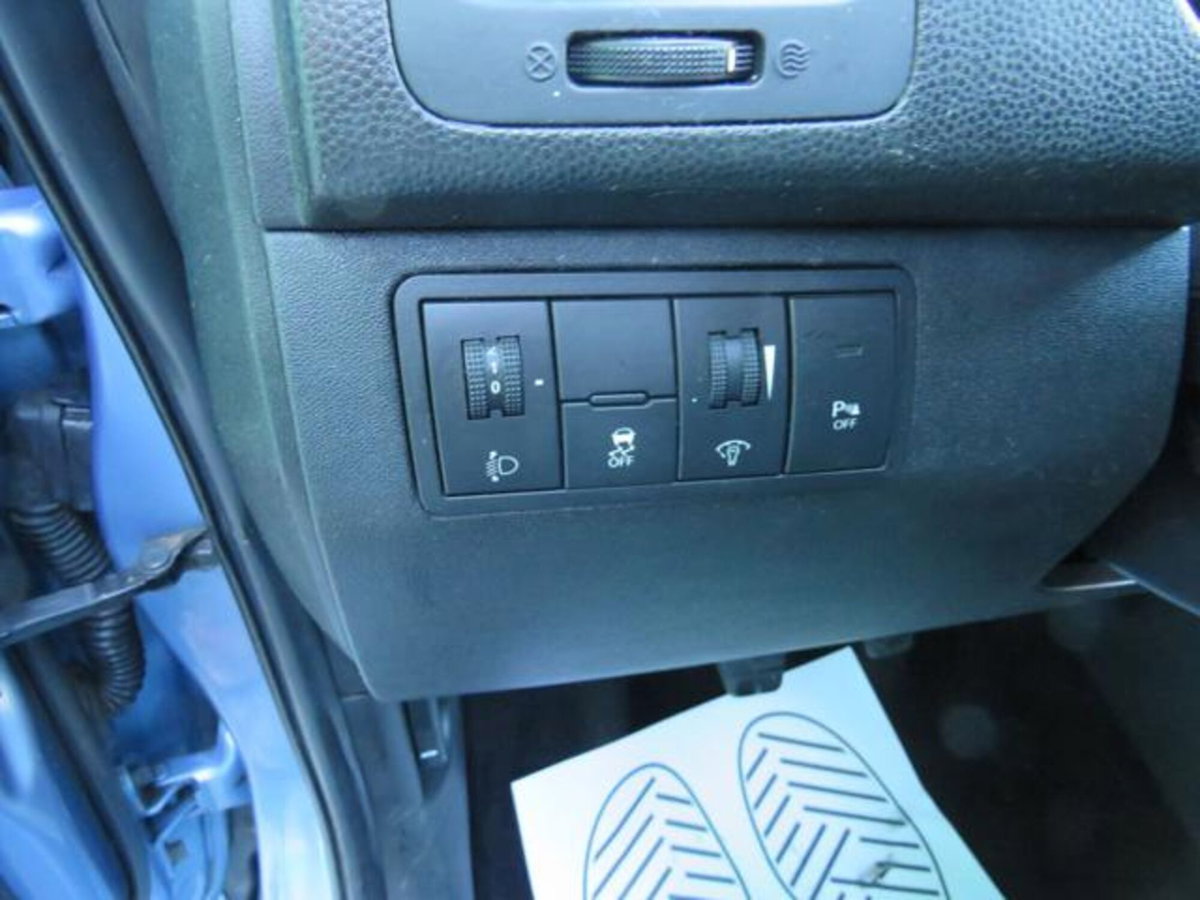 Hyundai ix20 1.4 CRDI 90 CV Style (12)