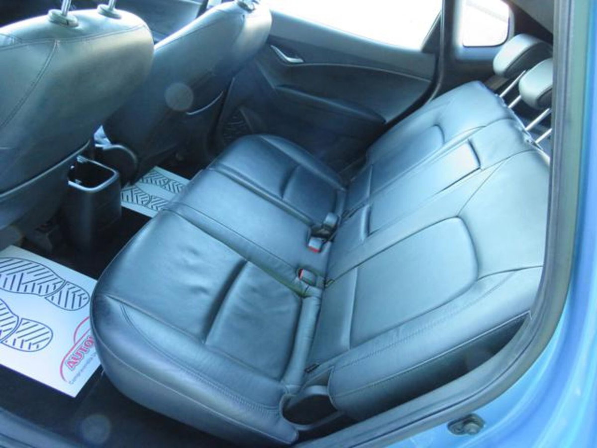 Hyundai ix20 1.4 CRDI 90 CV Style (19)