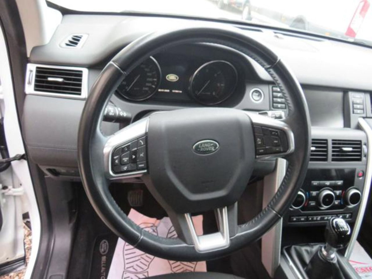 Land Rover Discovery Sport 2.0 TD4 150 CV SE (10)