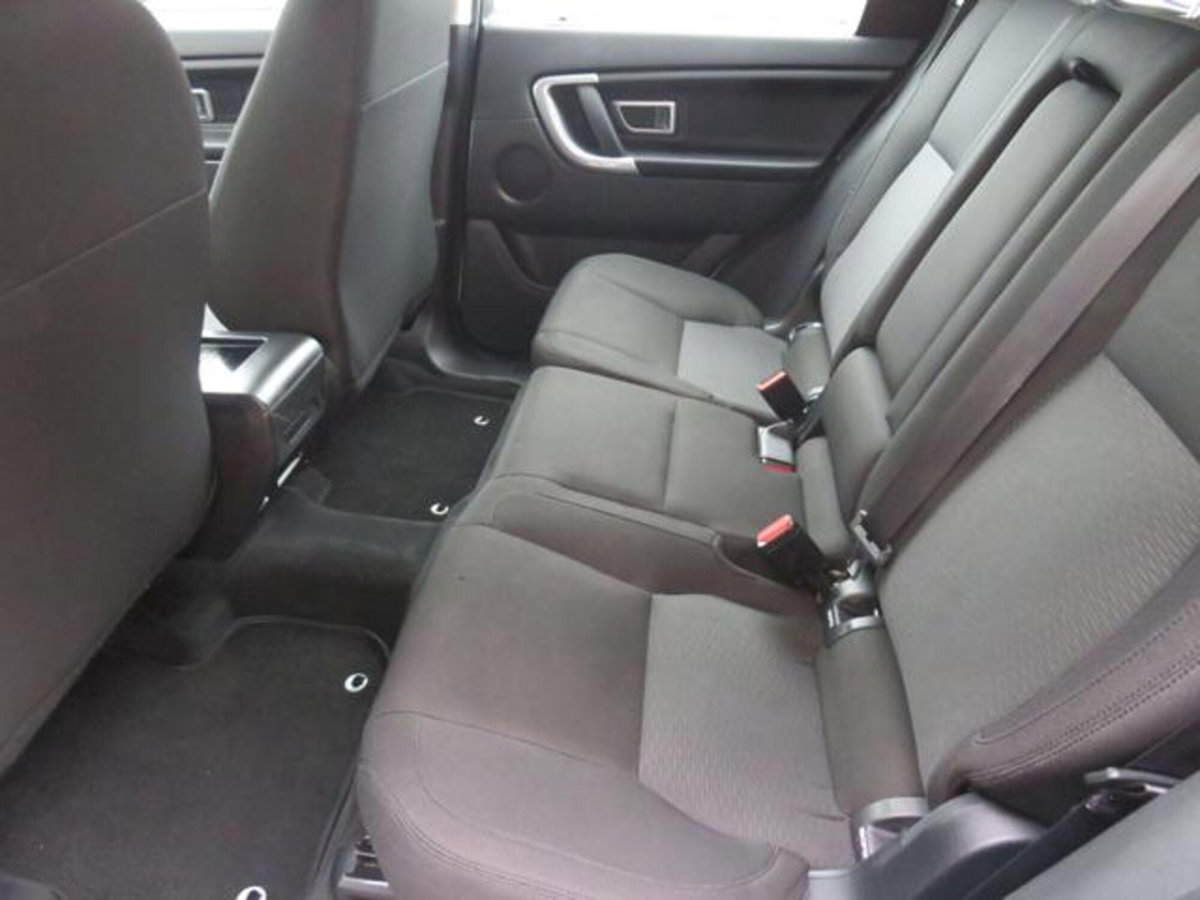 Land Rover Discovery Sport 2.0 TD4 150 CV SE (20)