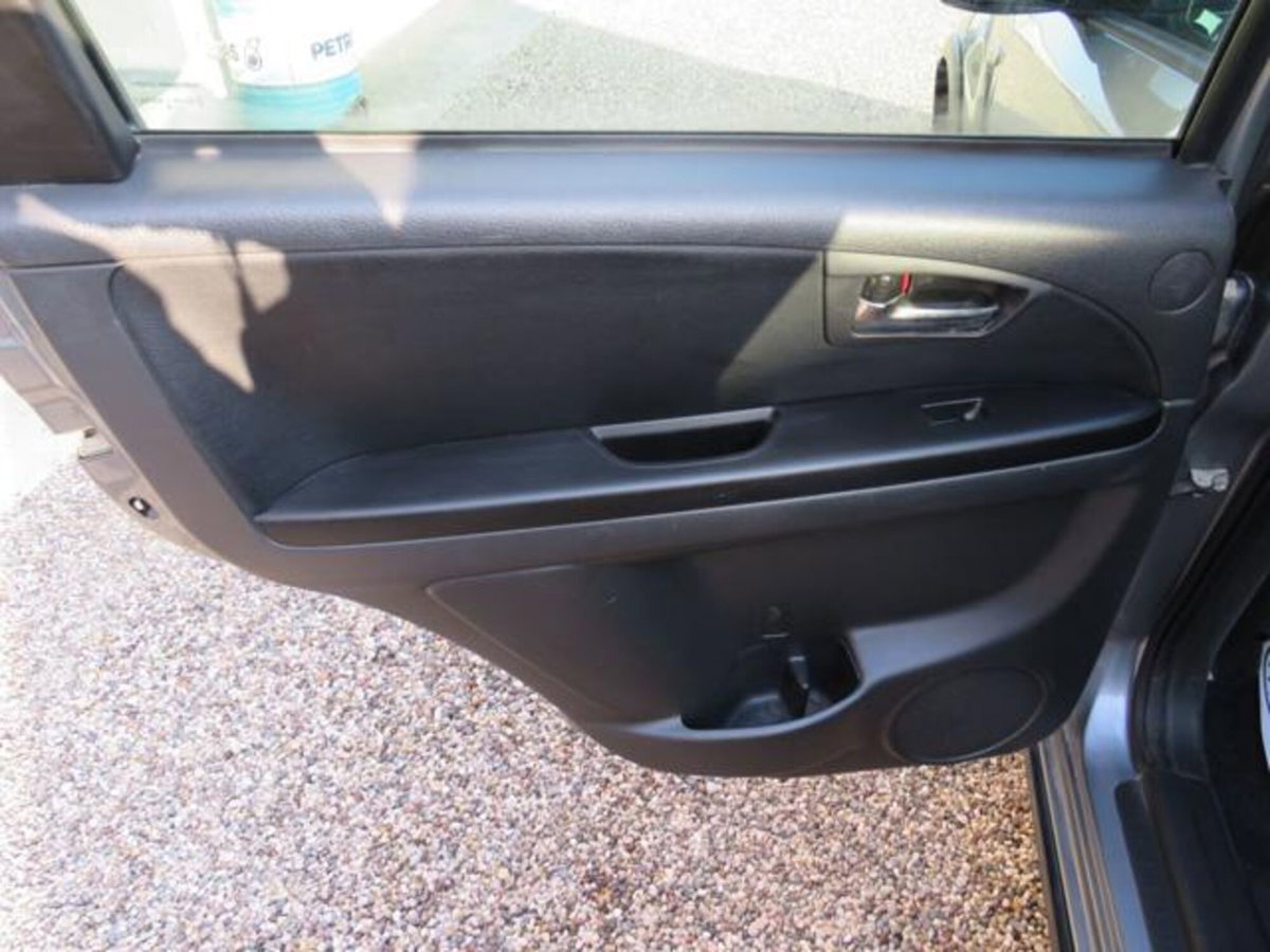 Fiat Sedici 1.9 MJT 4x4 Dynamic (11)