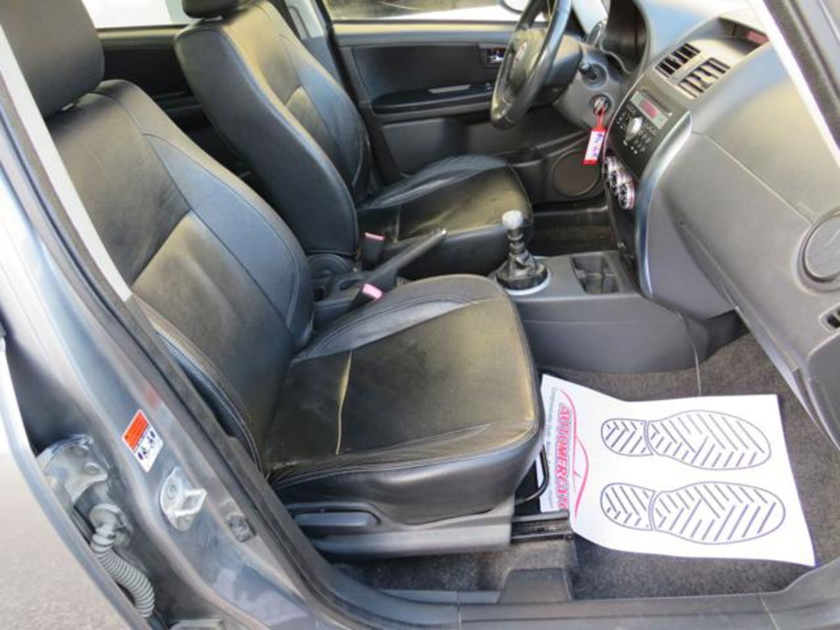 Fiat Sedici 1.9 MJT 4x4 Dynamic (16)