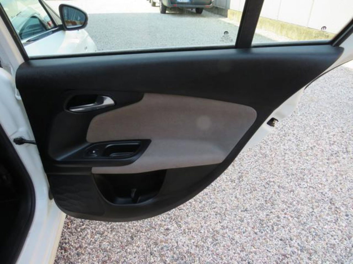 Fiat Tipo Station Wagon Tipo 1.6 Mjt S&S DCT SW Lounge (20)