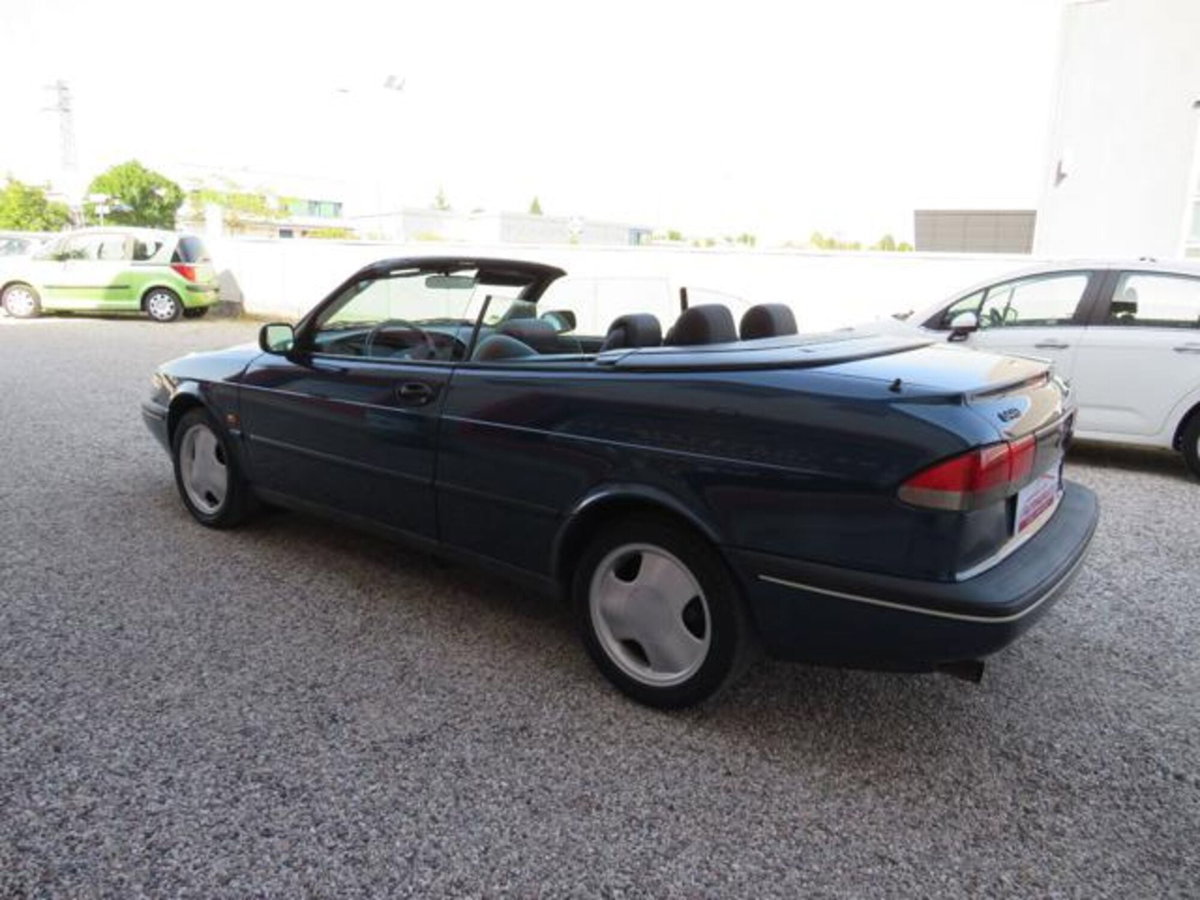 Saab 900 Cabrio 2.0i 16V cat S (8)