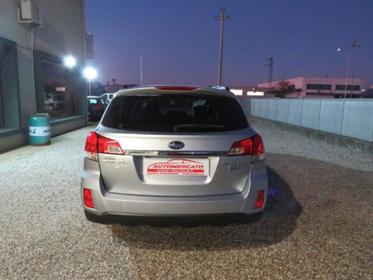 Subaru Outback 2.0d-S Lineartronic Unlimited (6)