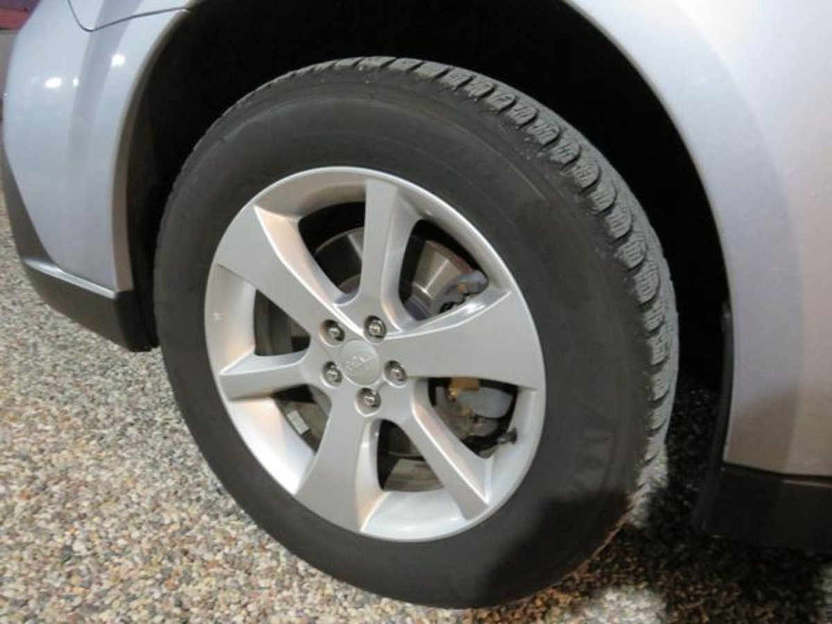 Subaru Outback 2.0d-S Lineartronic Unlimited (9)