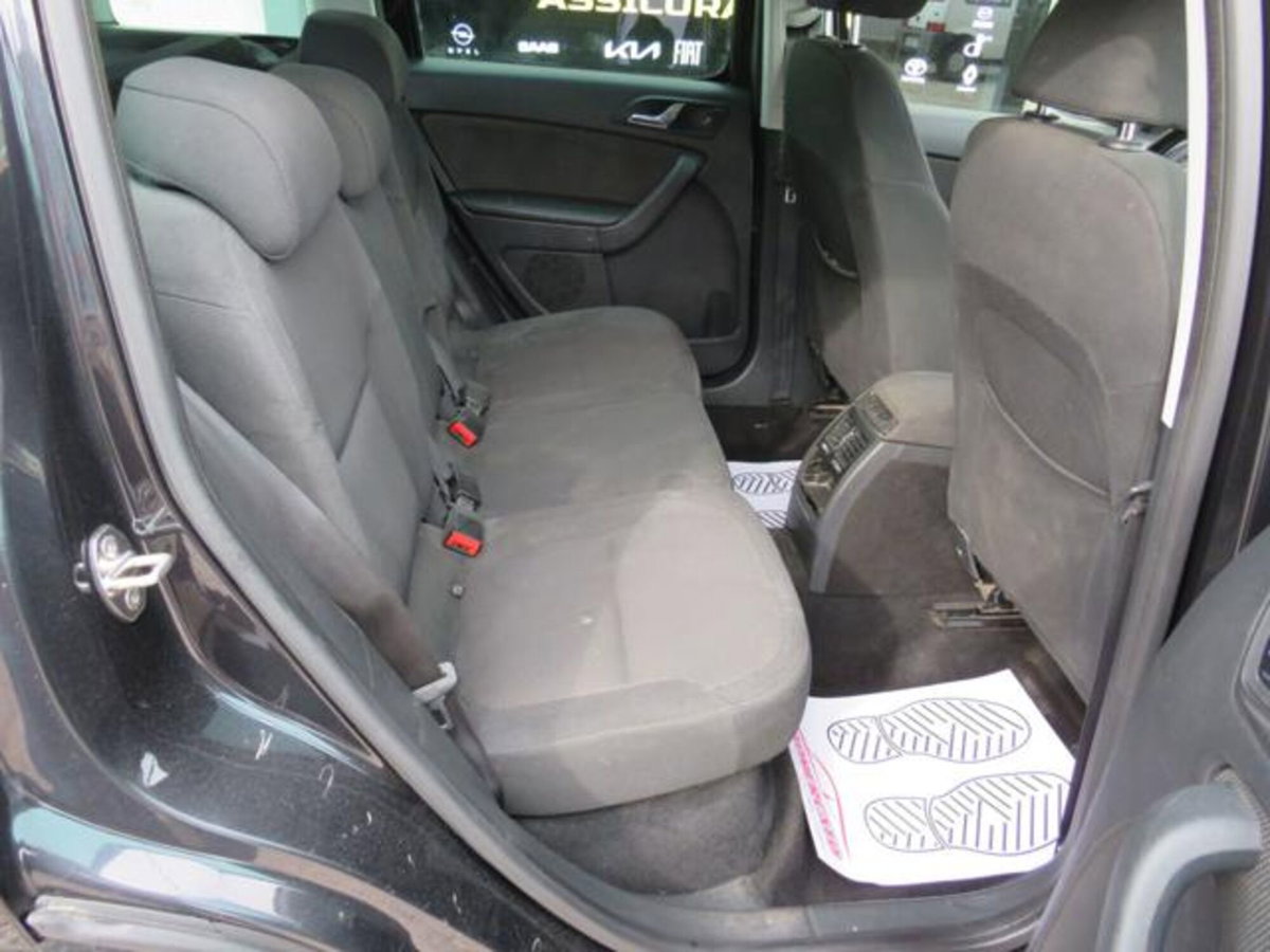 Skoda Yeti 1.2 TSI Adventure (13)