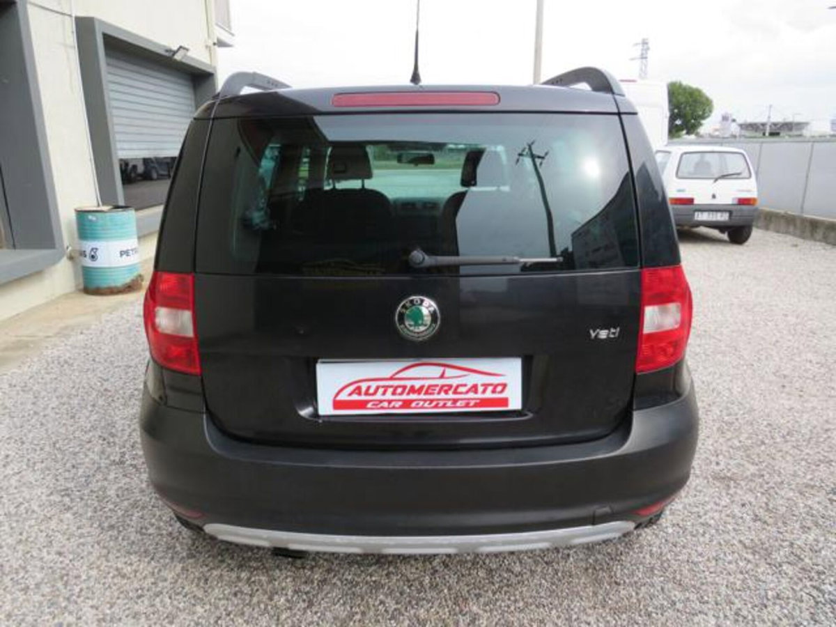 Skoda Yeti 1.2 TSI Adventure (7)