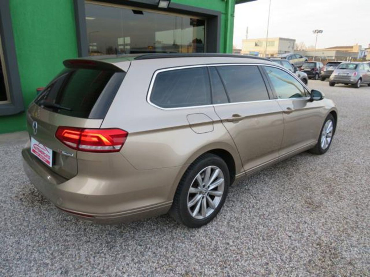 Volkswagen Passat Variant 1.6 TDI DSG Comfortline BlueMotion Tech. (6)