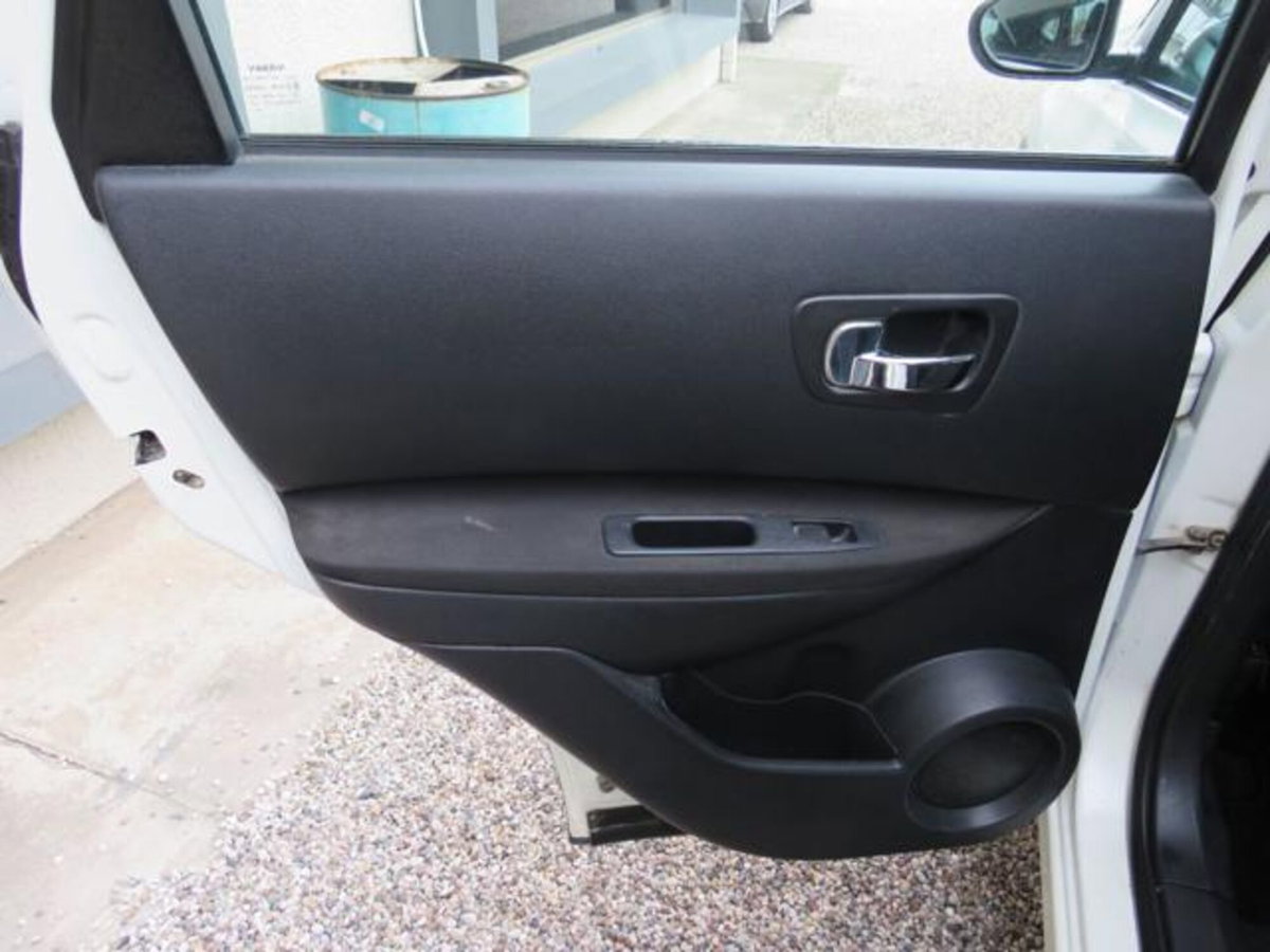 Nissan Qashqai 1.5 dCi Tekna (18)