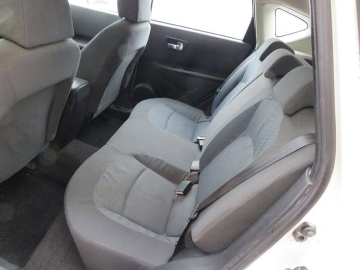 Nissan Qashqai 1.5 dCi Tekna (19)