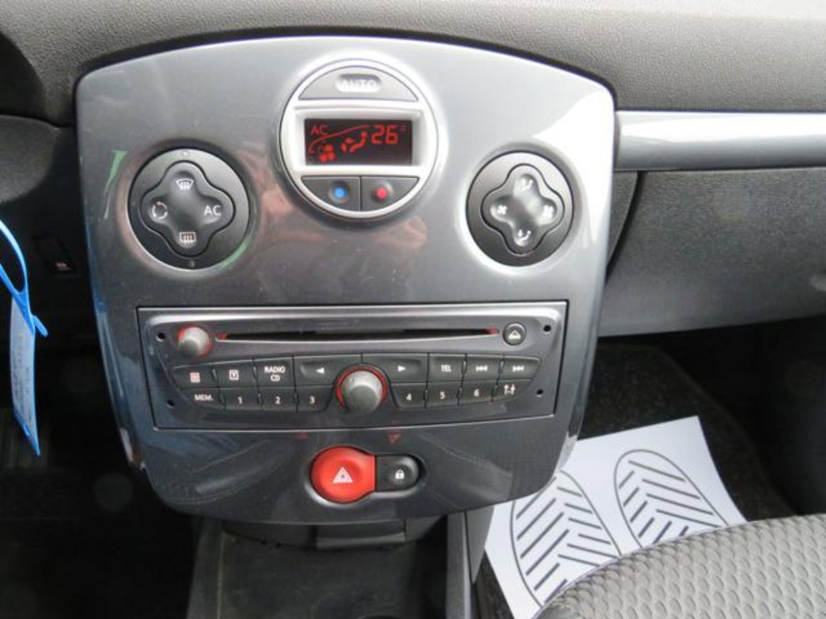 Renault Clio SporTour 1.5 dCi 85CV SporTour Luxe (9)