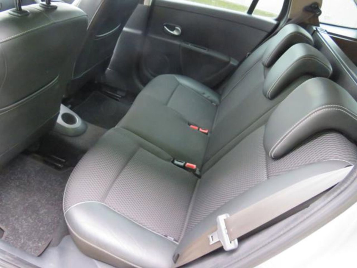 Renault Clio SporTour 1.5 dCi 85CV SporTour Luxe (11)