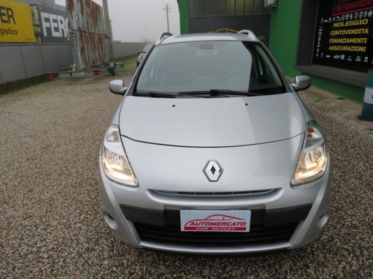 Renault Clio SporTour 1.5 dCi 85CV SporTour Luxe (2)