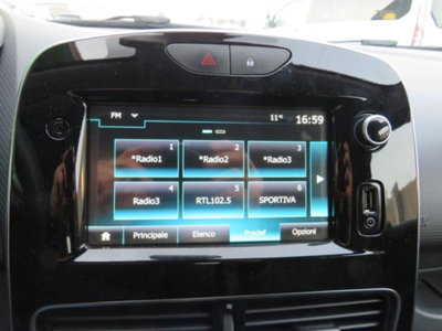 Renault Clio Sporter dCi 8V 75 CV Moschino Zen (11)