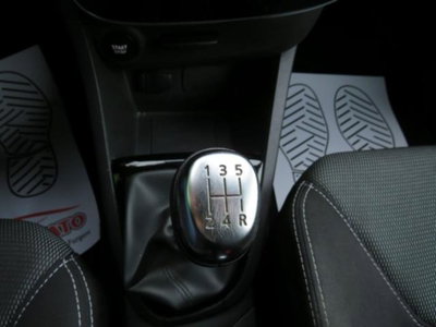 Renault Clio Sporter dCi 8V 75 CV Moschino Zen (13)