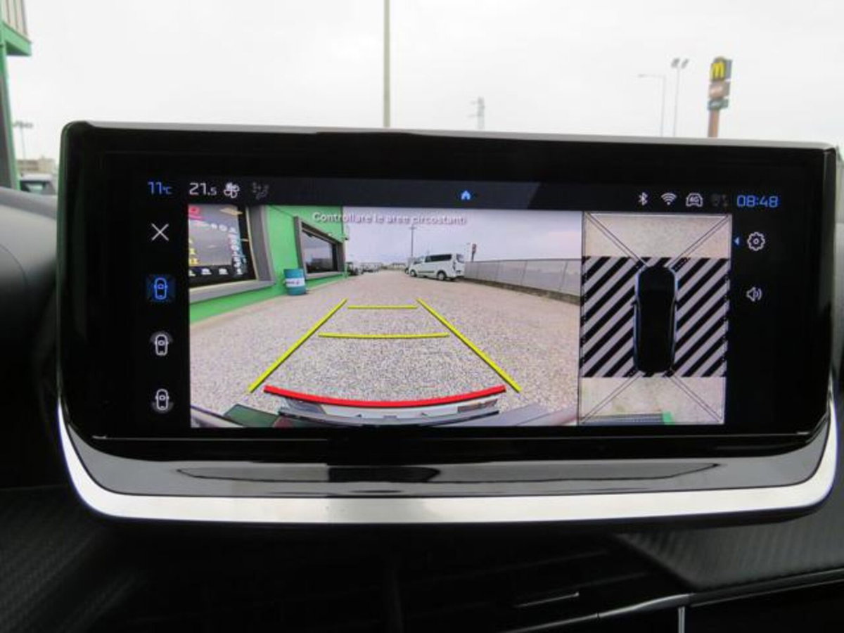 Peugeot 2008 PureTech 100 S&S Allure (17)