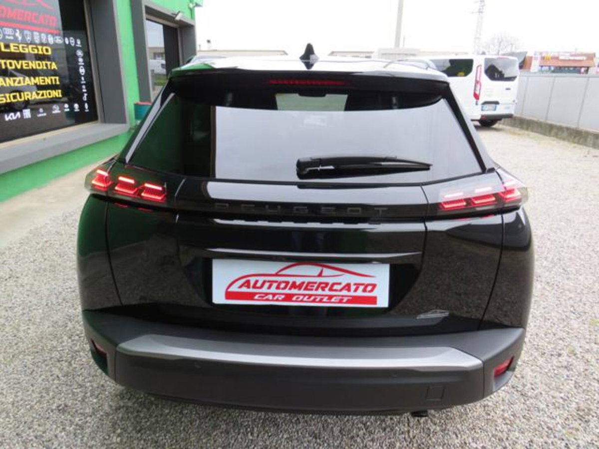 Peugeot 2008 PureTech 100 S&S Allure (7)